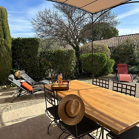 Lou Karo - Piscine Partagee - Parking Prive Villa Gordes Exterior photo
